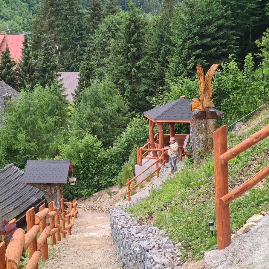 Penzion Duhovy Pstruh บิสตรา ภายนอก รูปภาพ